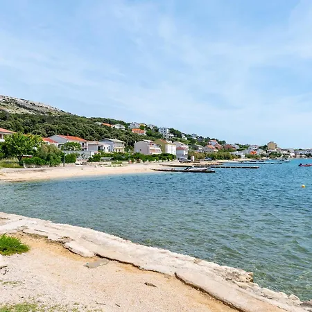 Appartamento By The Pag Town